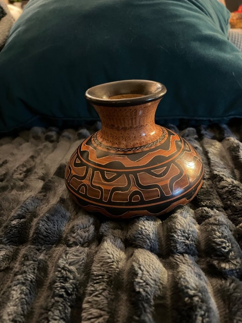 Chorotega Pottery Vase A1934, small chip on bottom